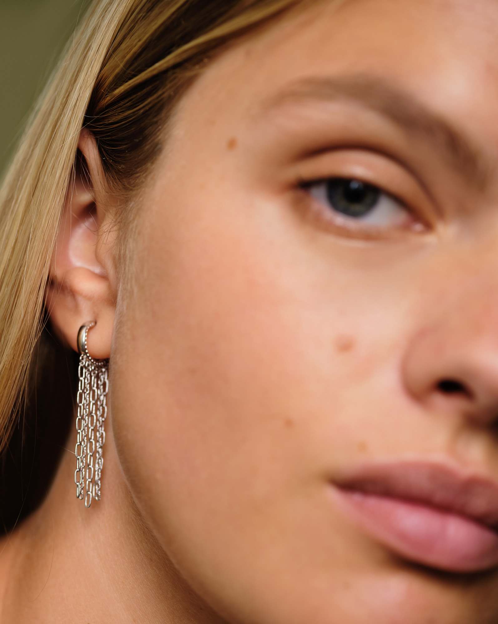 Eve Huggie Earrings in Silver