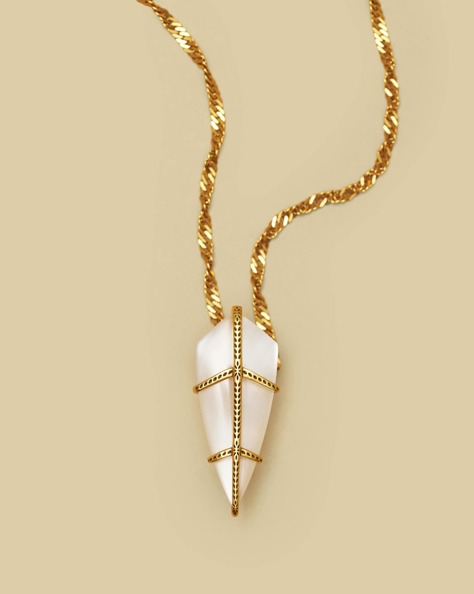 Trinity Hat Chain