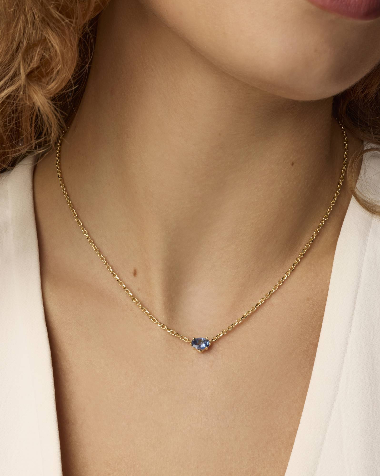 Cailin Gold Pendant Necklace in Blue Violet Crystal
