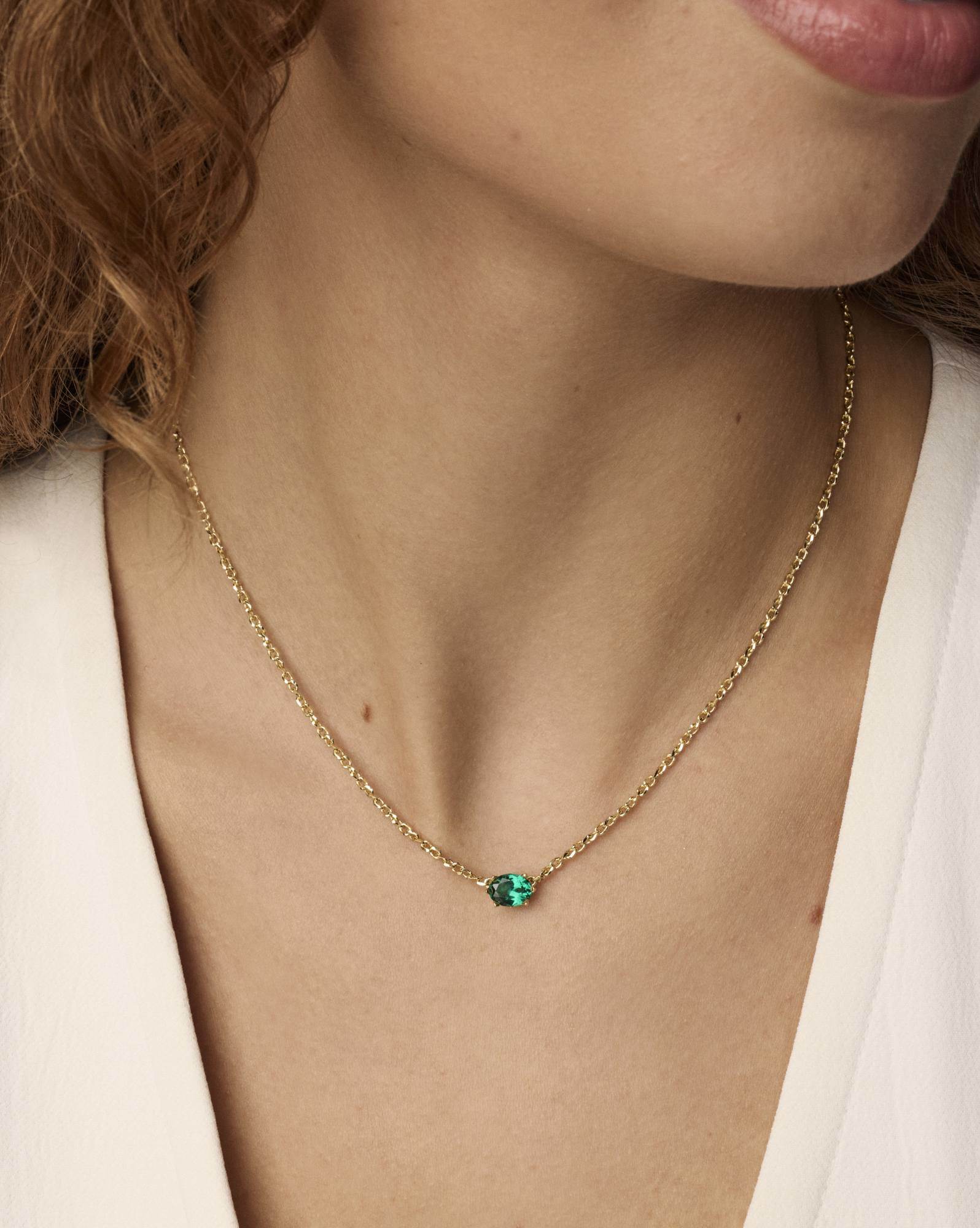 Cailin Gold Pendant Necklace in Green Crystal