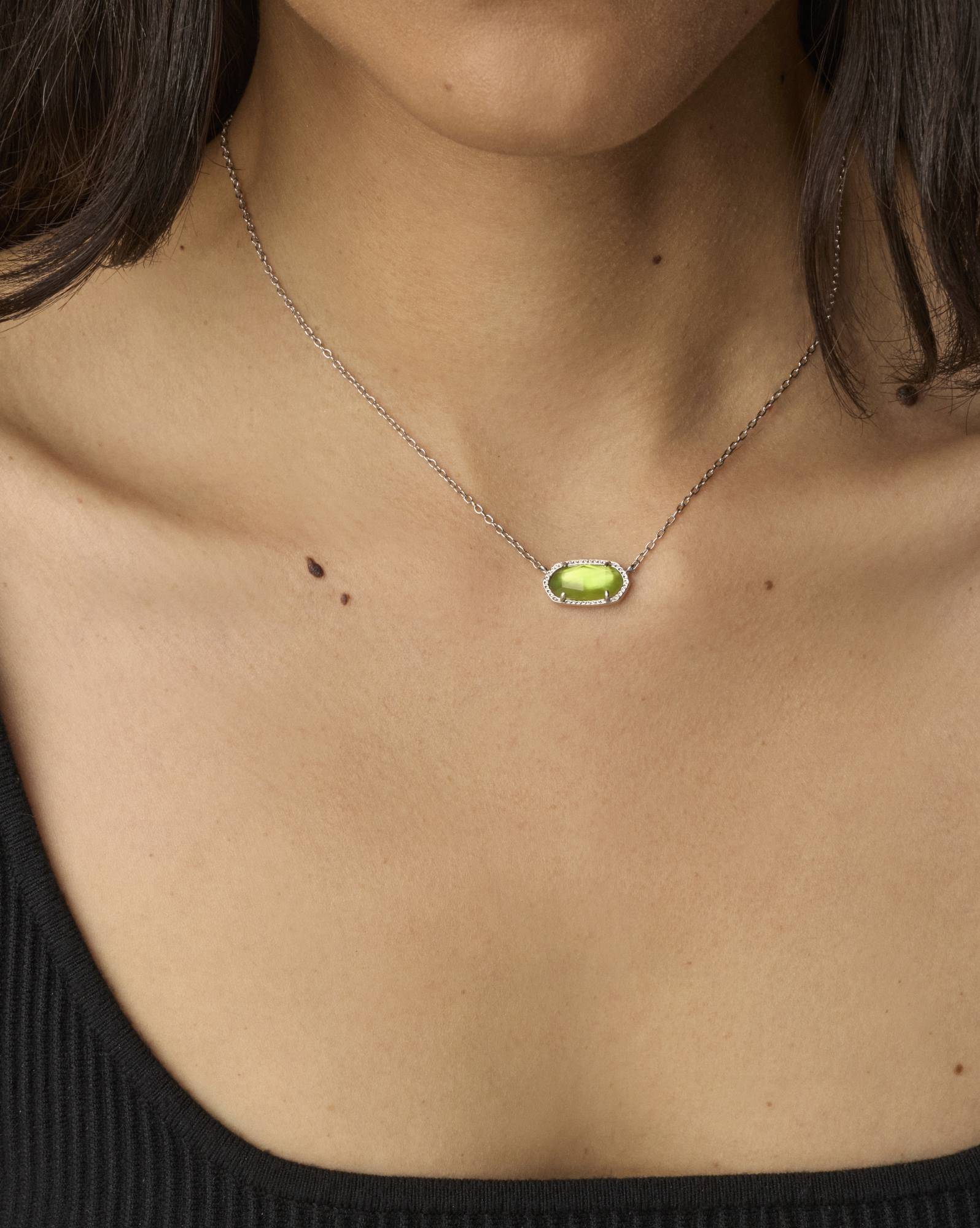 Elisa Silver Pendant Necklace in Peridot Illusion