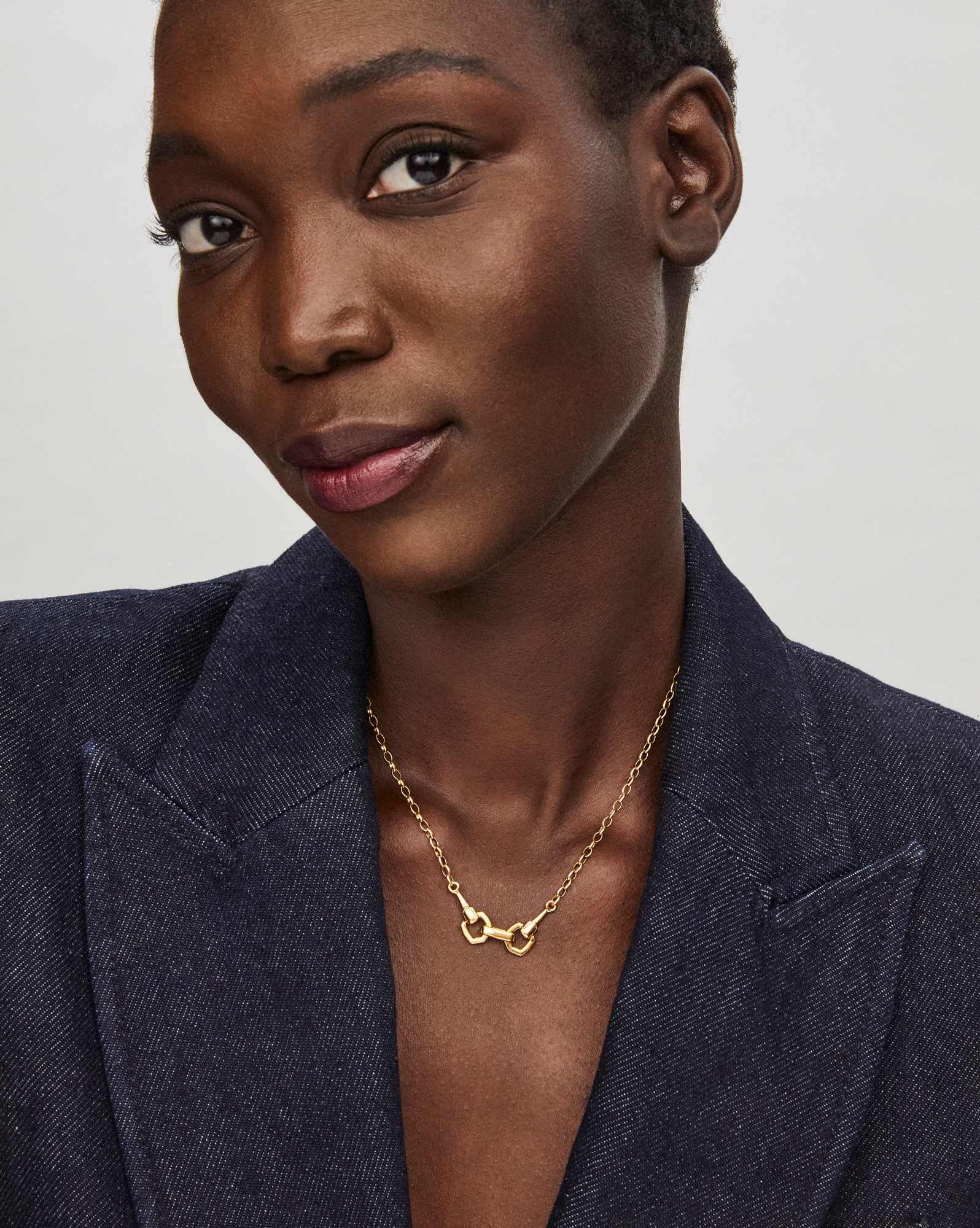 Beau Short Pendant Necklace