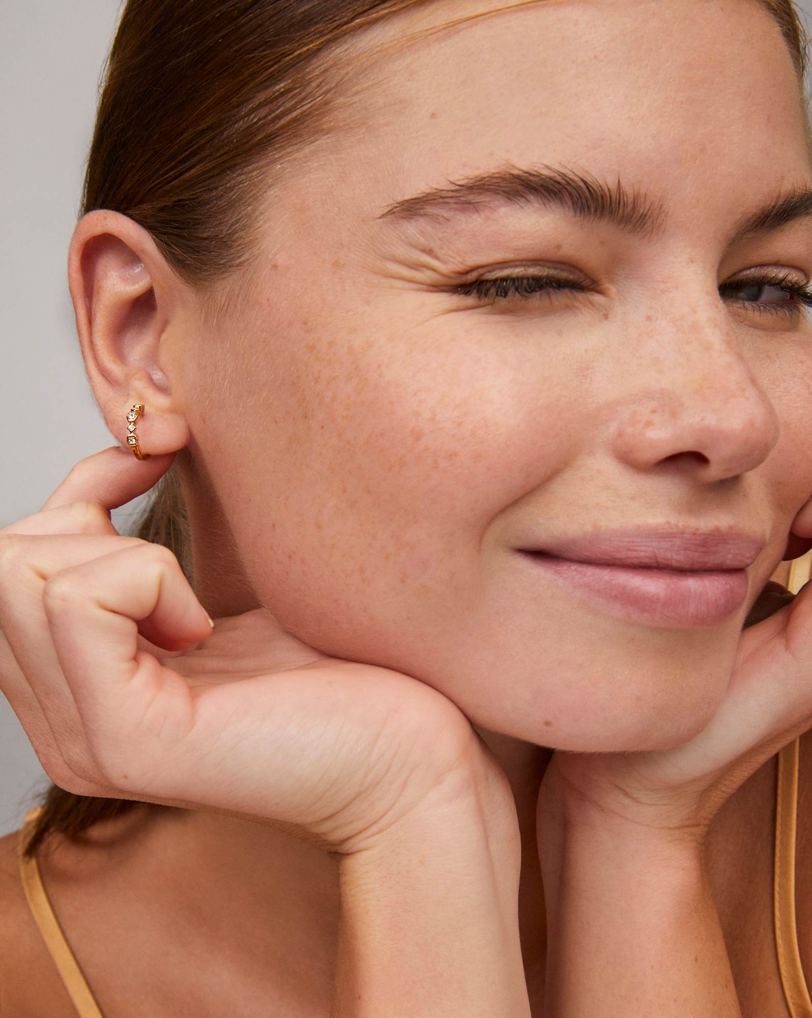 Davie 18k Gold Vermeil Trio Huggie Earrings in White Sapphire