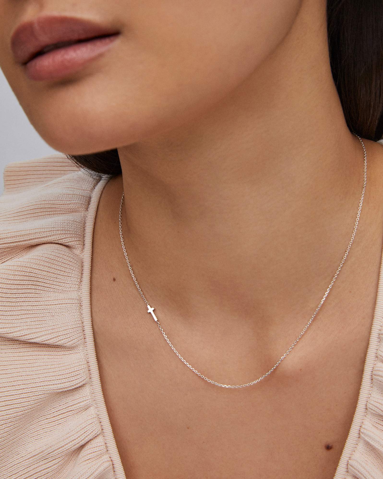 Cross Inline Necklace in Sterling Silver