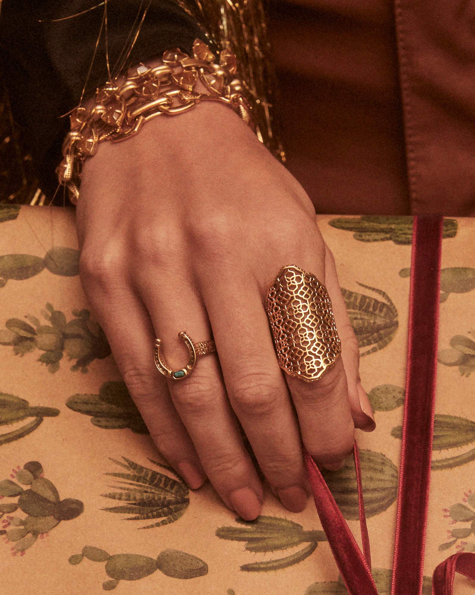 Robby Vintage Gold Bracelet in Marbled Amber Illusion