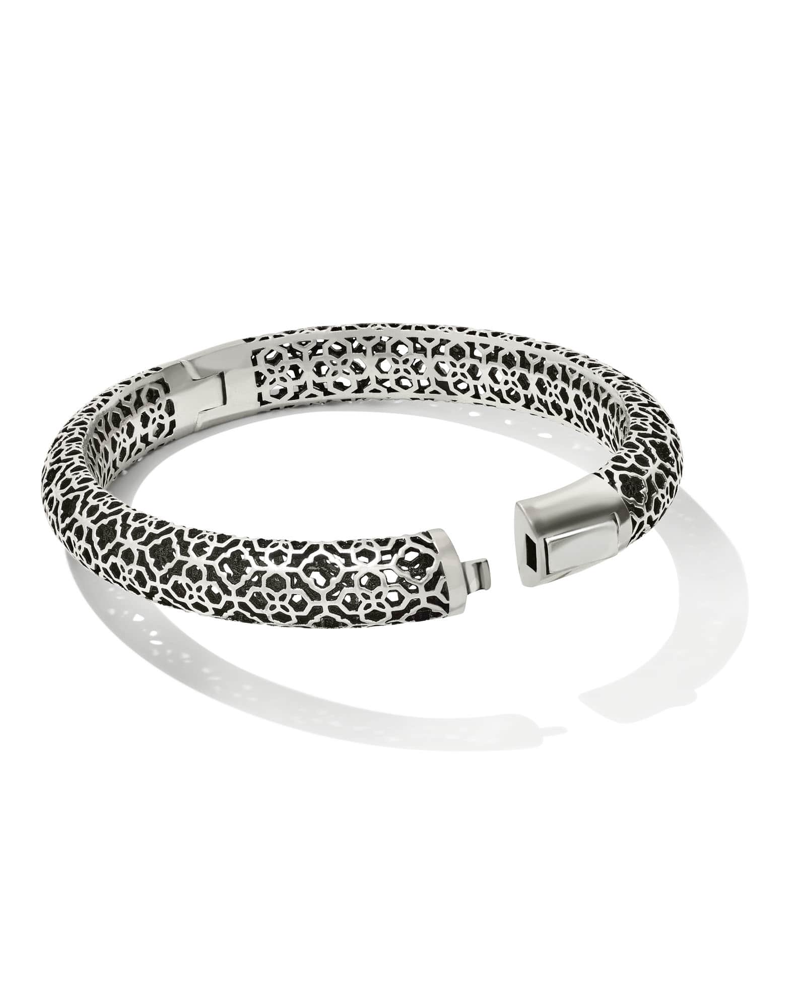 Abbie Bangle Bracelet in Vintage Silver