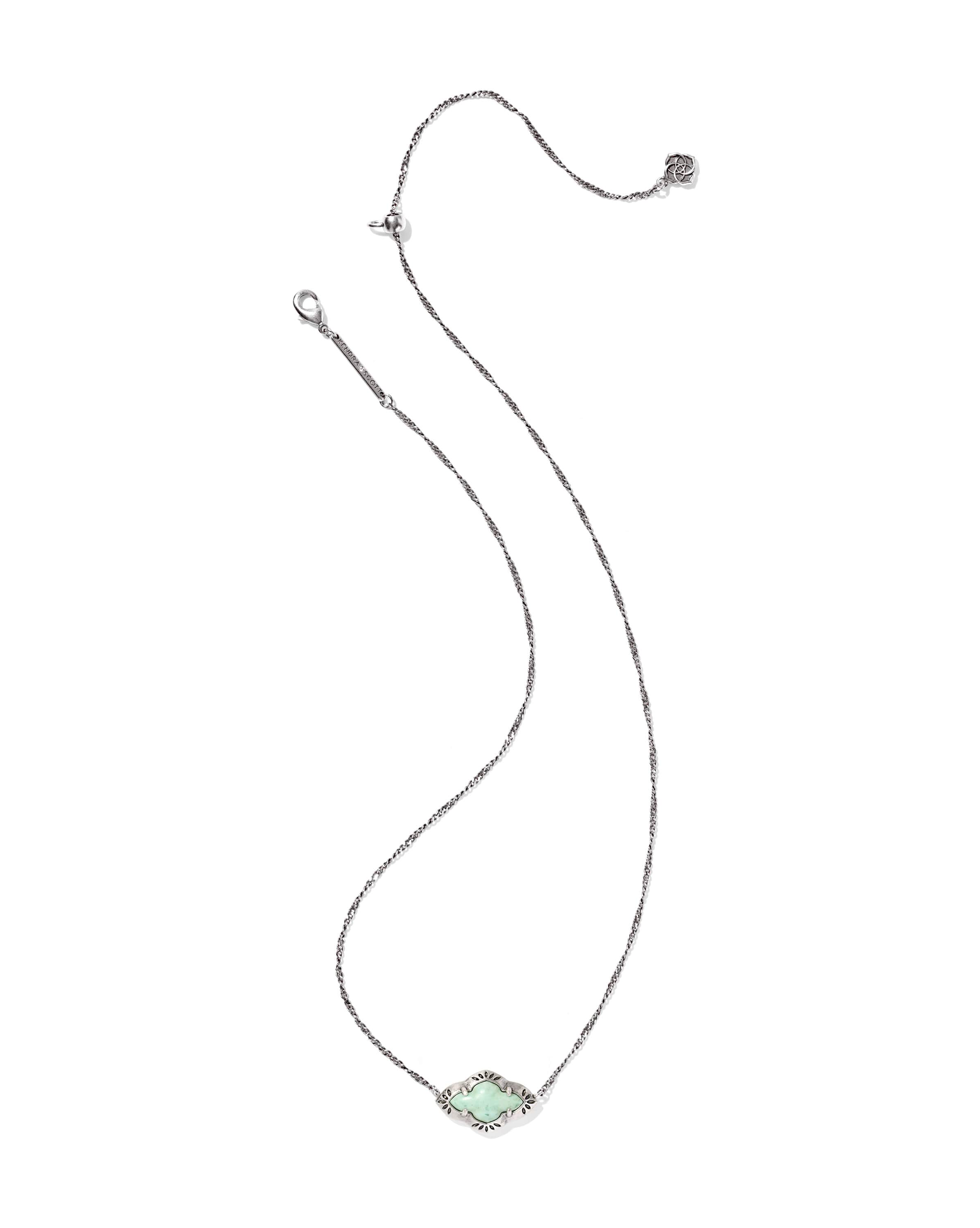 Abbie Vintage Silver Etch Frame Short Pendant Necklace