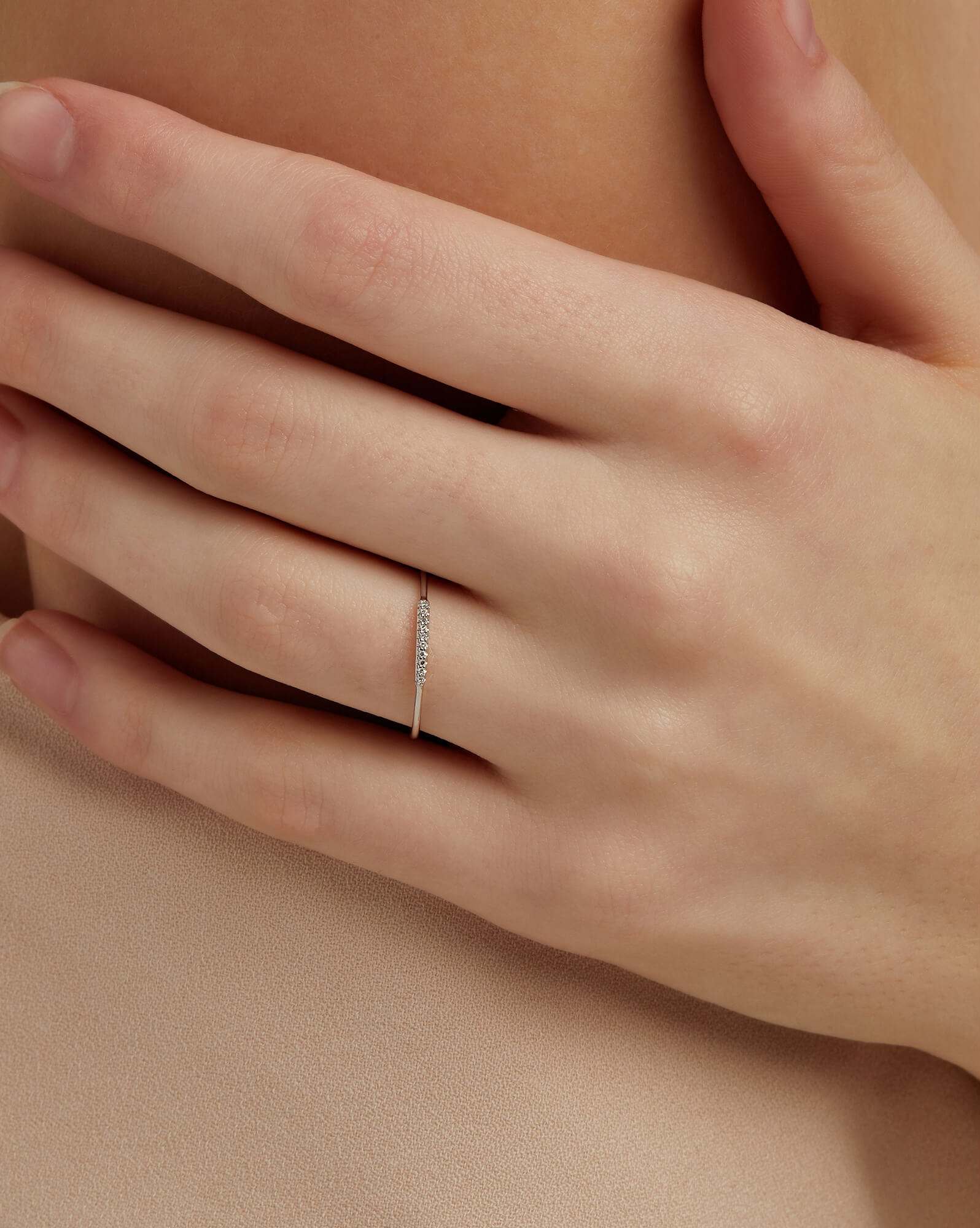 Mila Band Ring in White Diamond