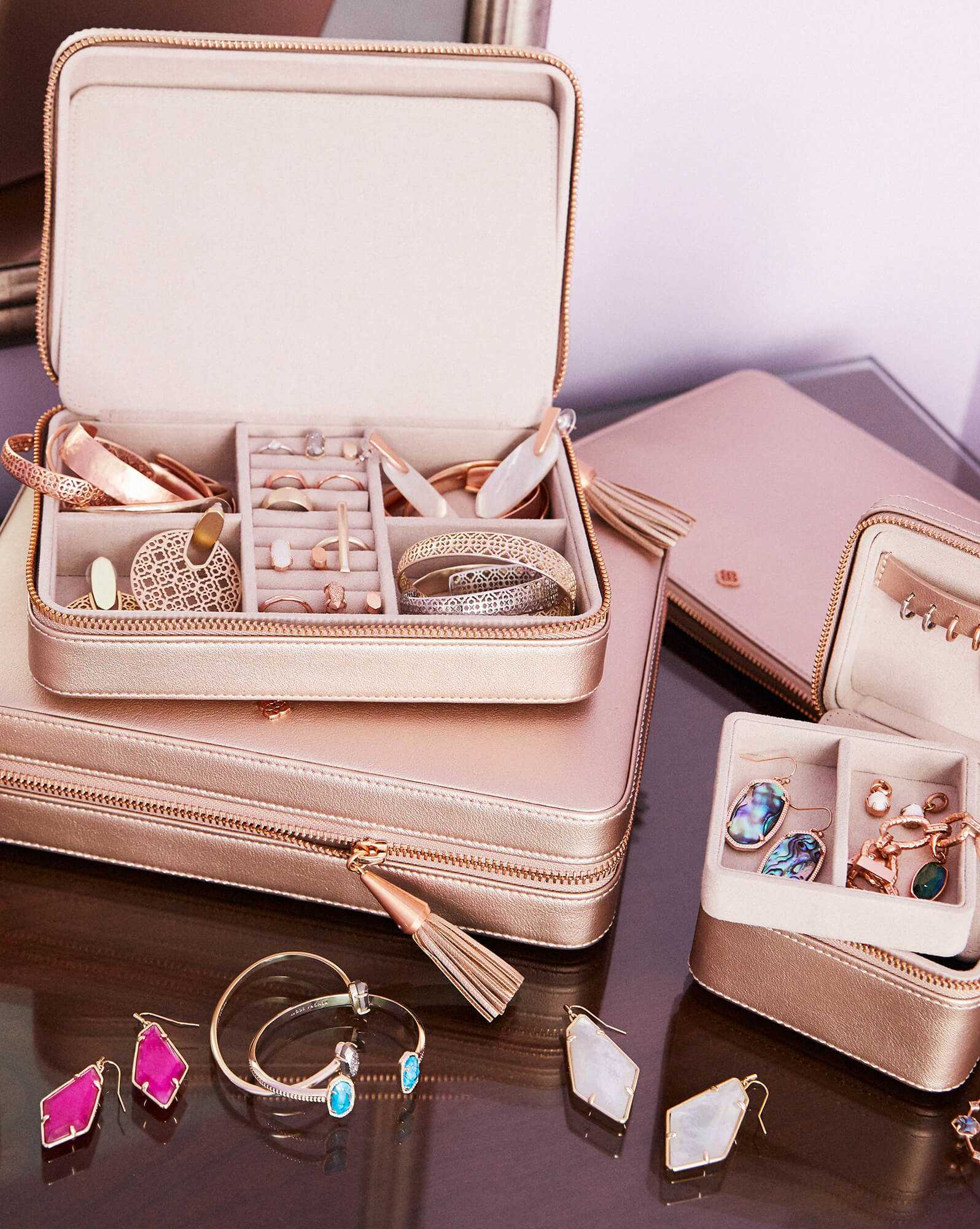 Large Travel Jewelry Case in Rose Gold