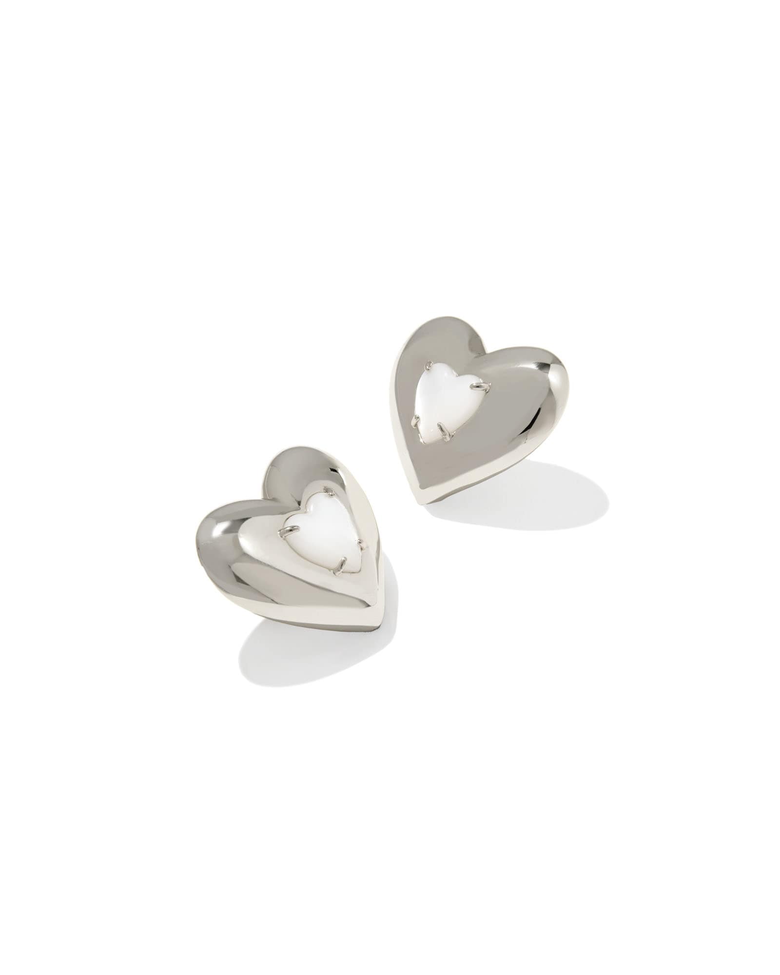 Kendra Scott Sasha Heart Silver Stud Earrings | Freshwater Cultured Pearl/Metal Rhodium