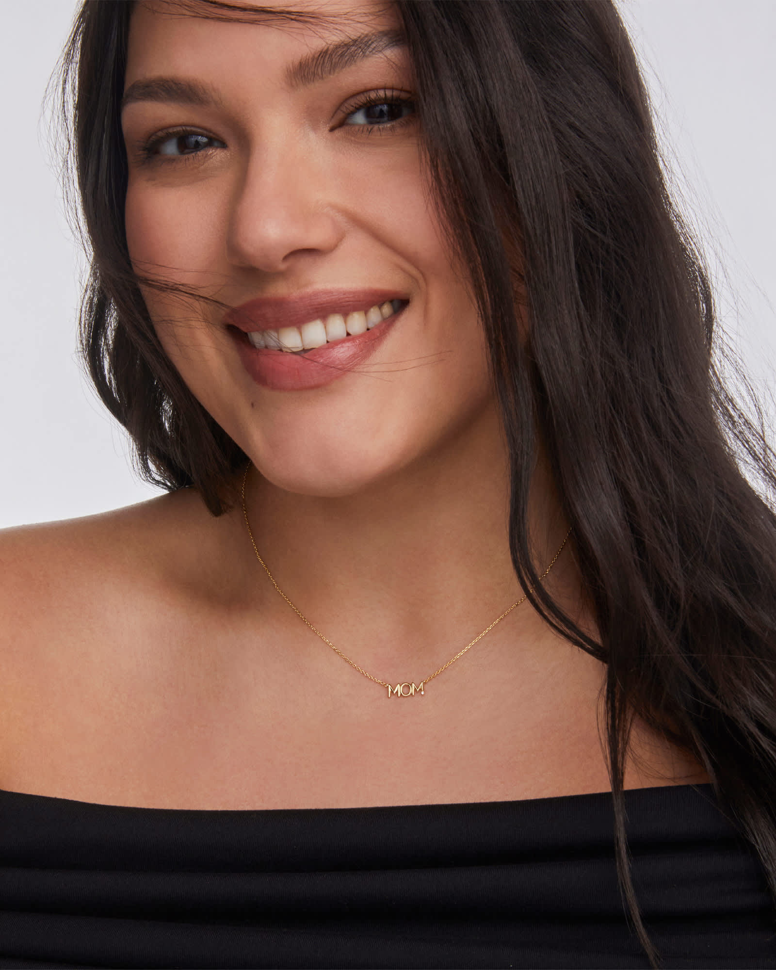 Kendra-Scott-Mom-Sparkle-Pendant-Necklace-White-Topaz-Gold-Vermeil-00