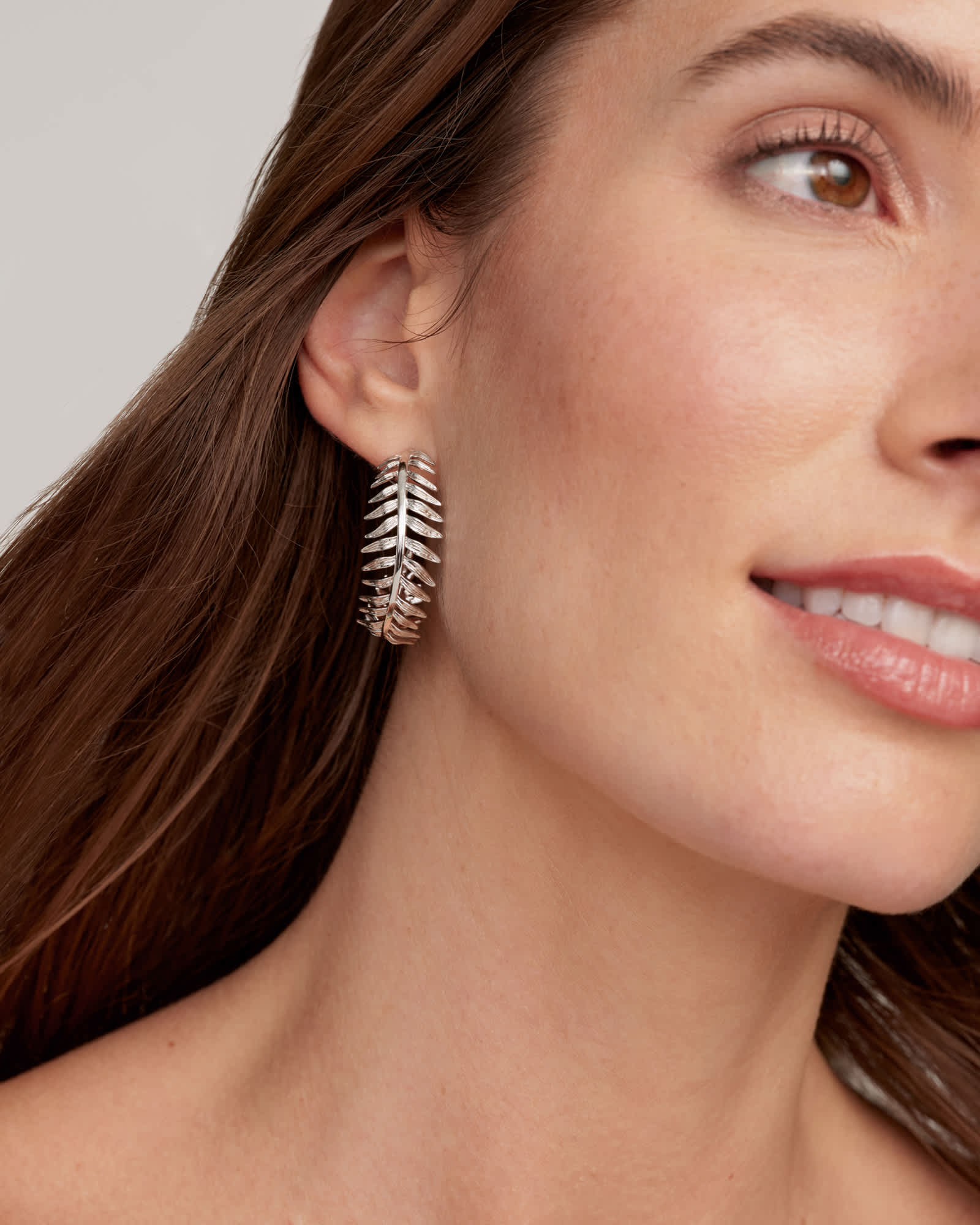 Kendra-Scott-Kayla-Hoop-Earring-Silver-01