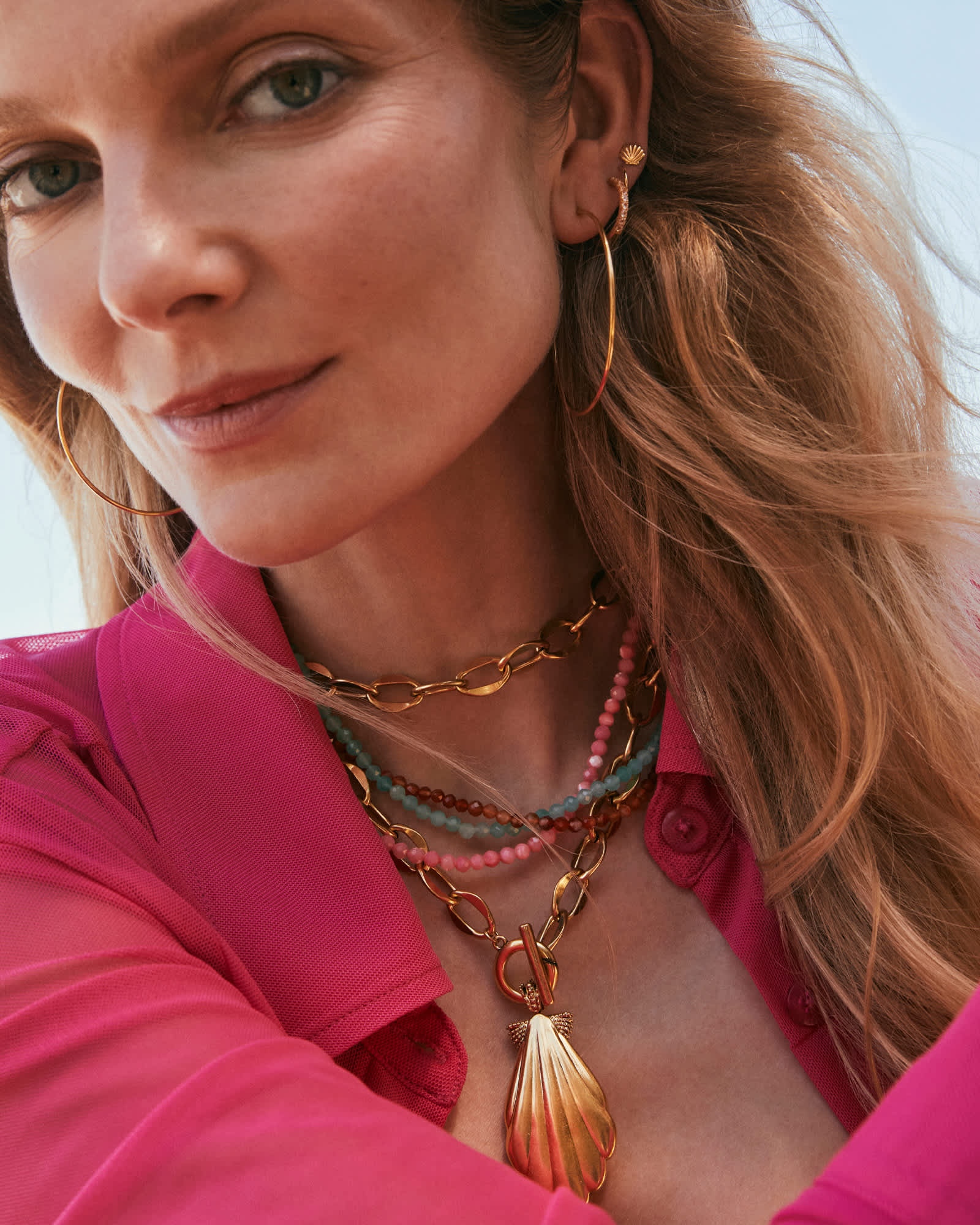 Kendra-Scott-Sylvia-Strand-Necklace-Pink-Chalcedony-Gold-00
