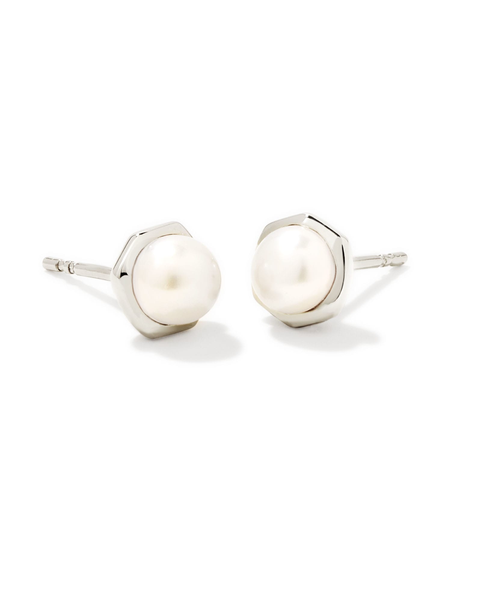 Kendra Scott Davie Sterling Silver Stud Earrings in White | Pearl