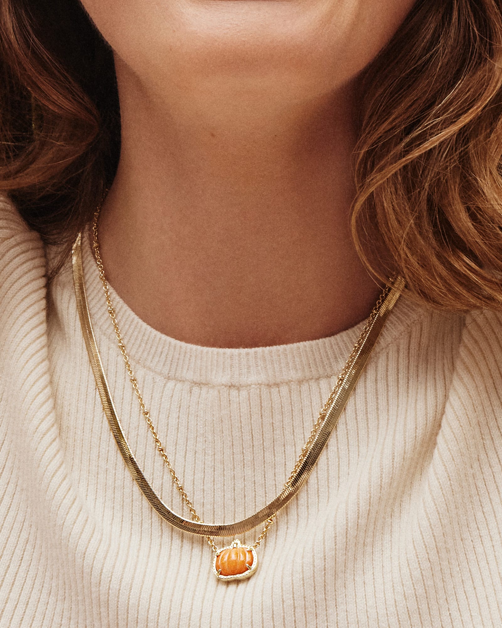 Kendra-Scott-Pumpkin-Pendant-Necklace-Orange-White-Mop-Gold-00