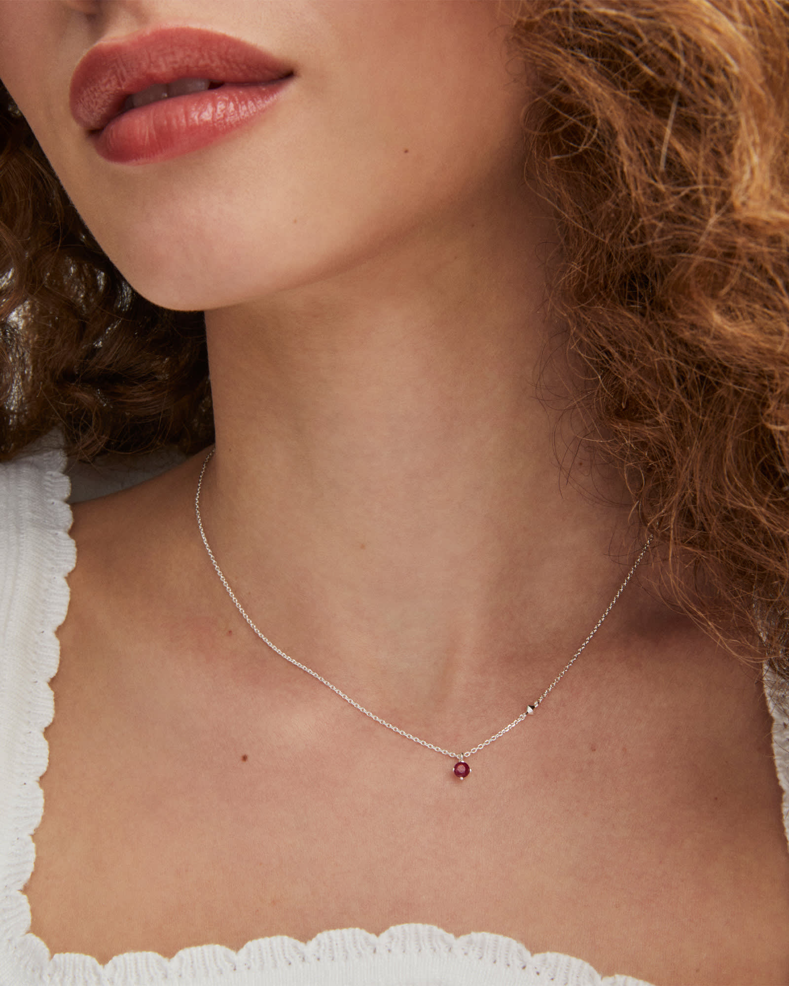 Kendra-Scott-Maisie-Pendant-Necklace-Ruby-Sterling-Silver-01