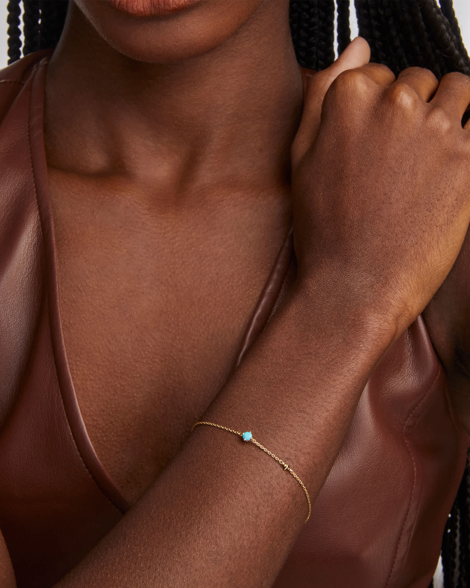 Kendra-Scott-Maisie-Delicate-Chain-Bracelet-Turquoise-Gold-Vermeil-02