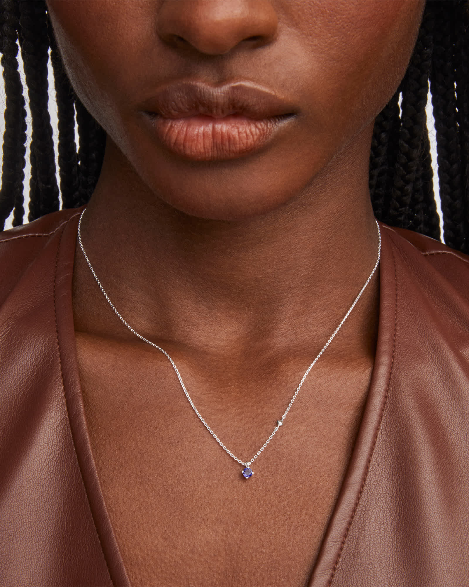 Kendra-Scott-Maisie-Pendant-Necklace-Amethyst-Sterling-Silver-01