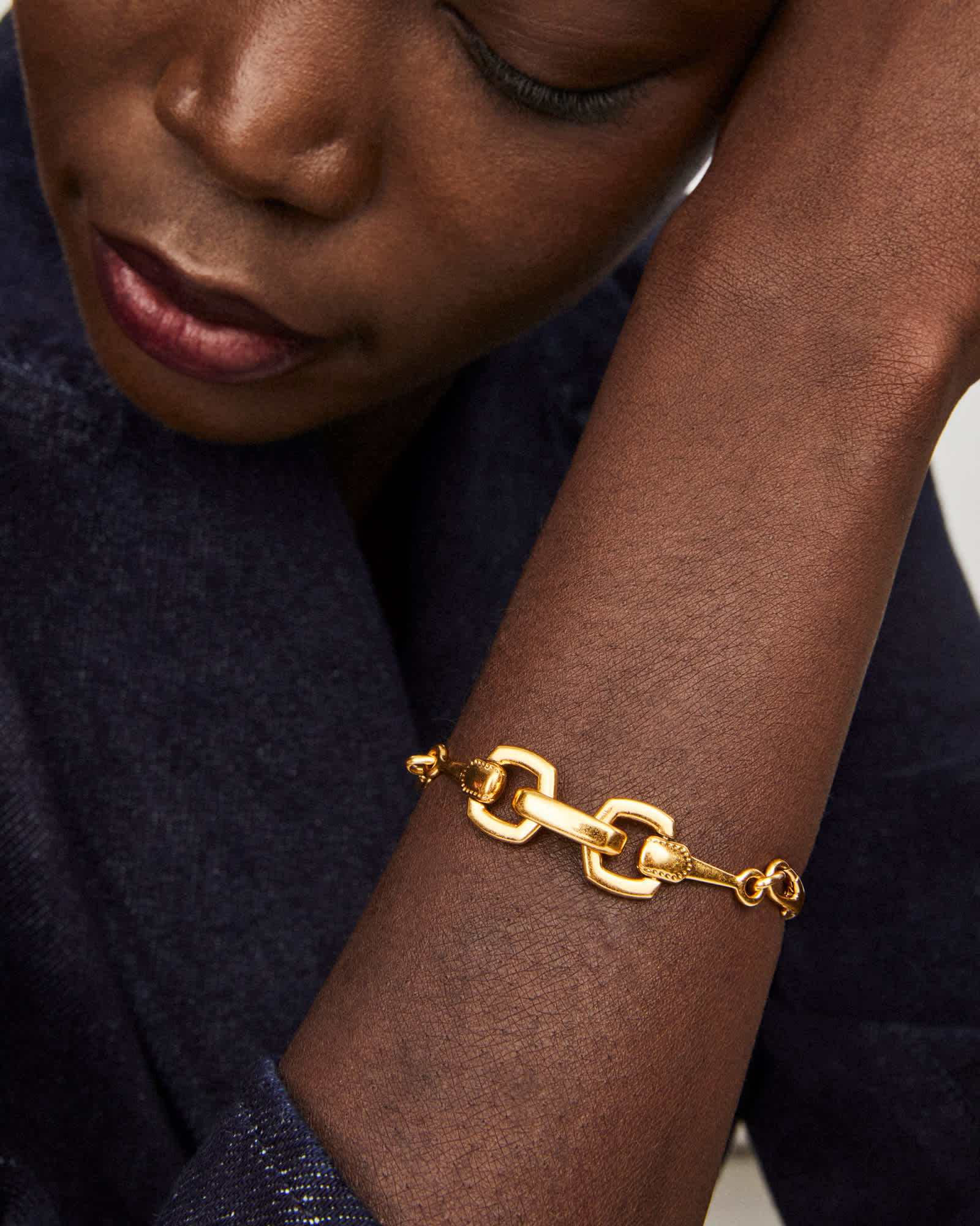 Kendra-Scott-Beau-Link-Bracelet-Vintage-Gold-01