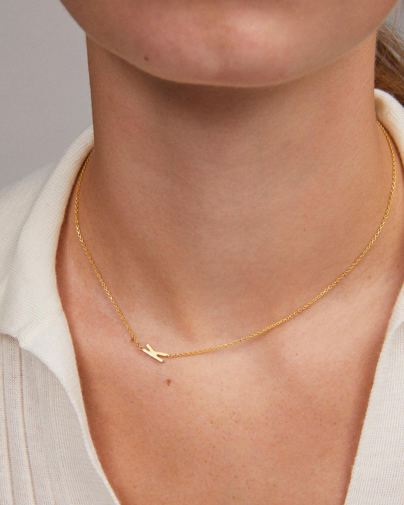 Kendra-Scott-Letter-K-Inline-Initial-Necklace-Gold-Vermeil-01