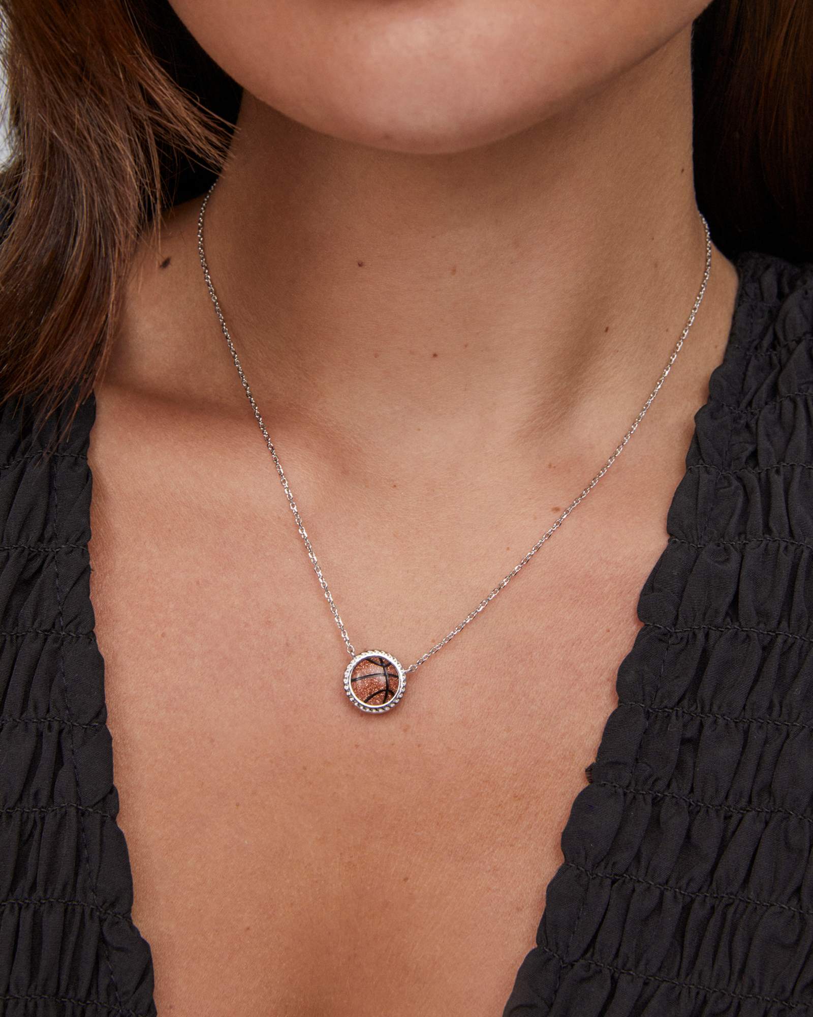 Kendra-Scott-Basketball-Short-Pendant-Necklace-Orange-Goldstone-Silver-00