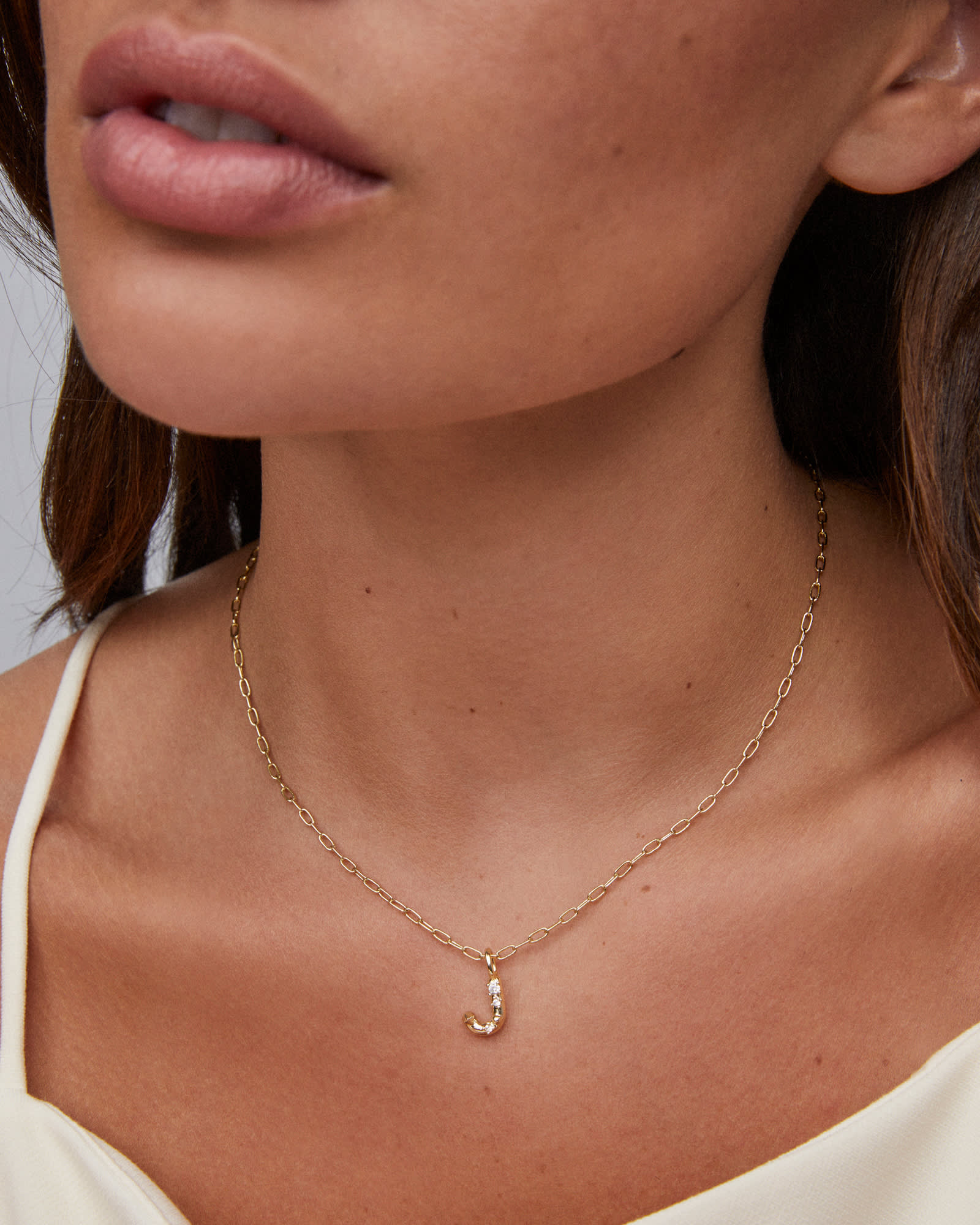 Kendra-Scott-Crystal-Letter-J-Pendant-Necklace-White-Crystal-Gold-01