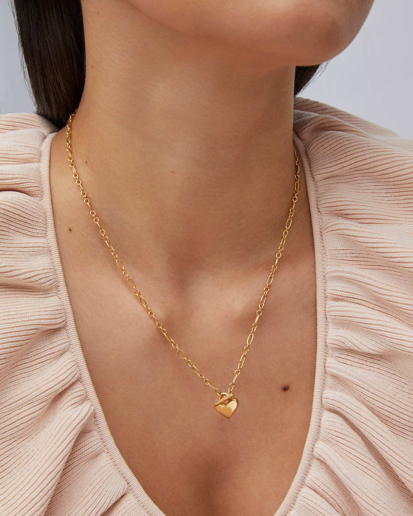 Kendra-Scott-Heart-Padlock-Pendant-Necklace-18k-Gold-Vermeil-00