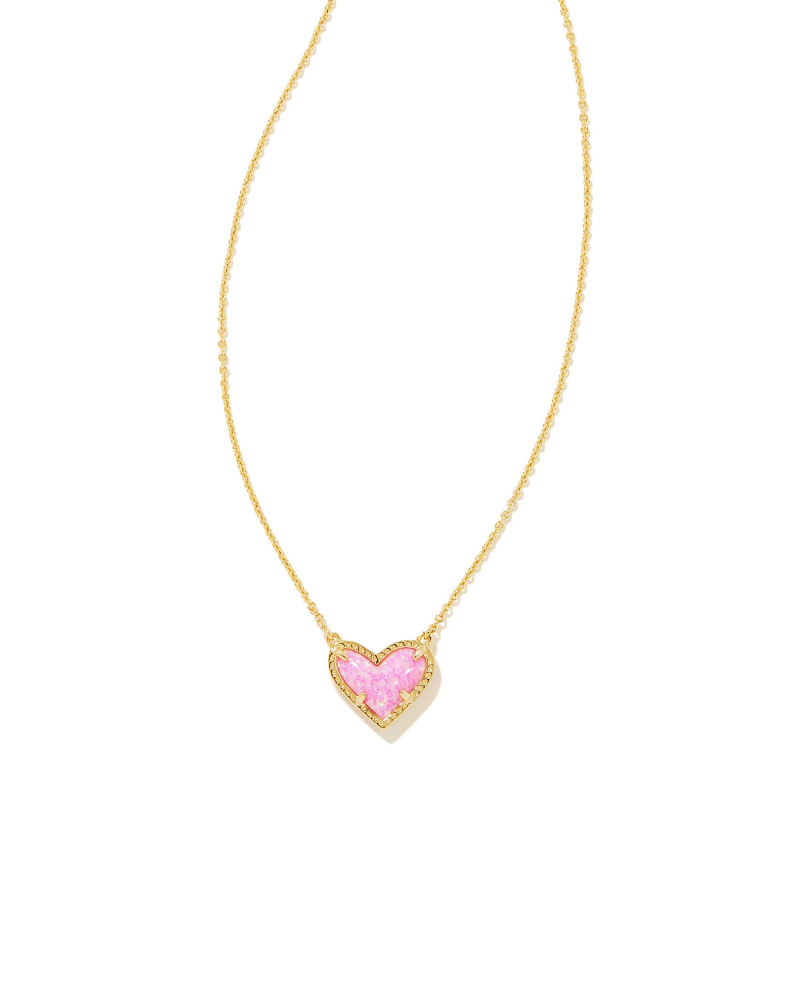 Kendra Scott Ari Heart Gold Pendant Necklace in Bubblegum Pink Kyocera Opal | Kyocera Opal/Glass