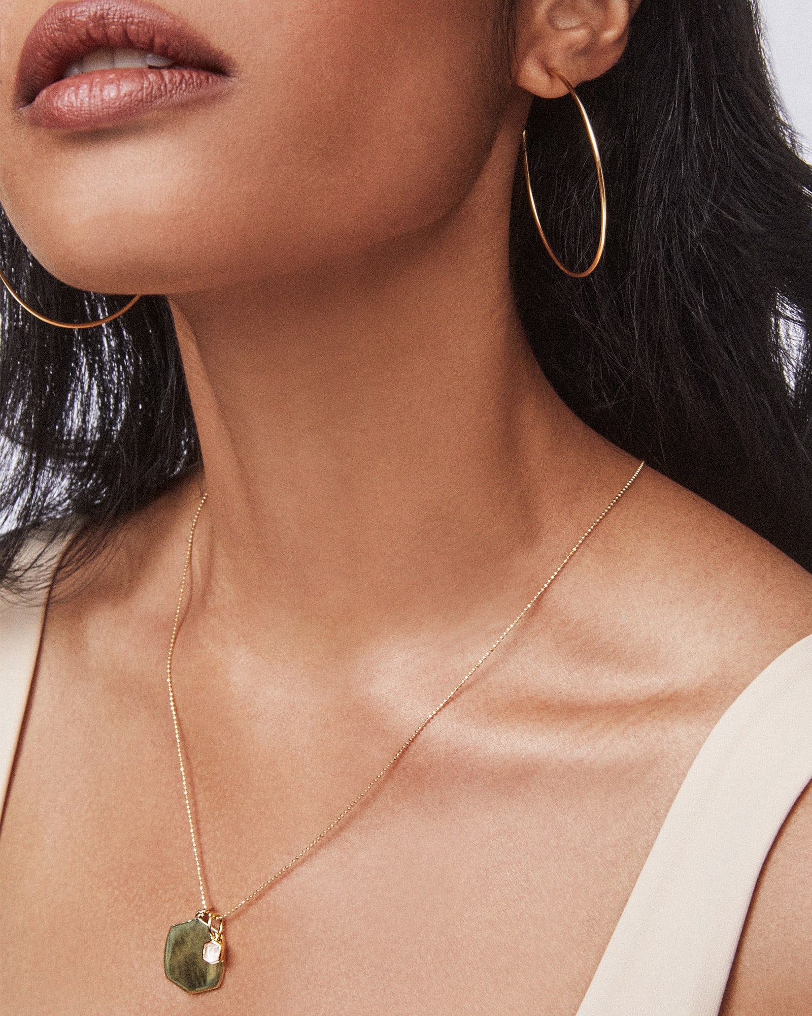 Kendra-Scott-Charm-Bundle-Davis-Charm-Davie-Rock-Crystal-Birthstone-Gold-00
