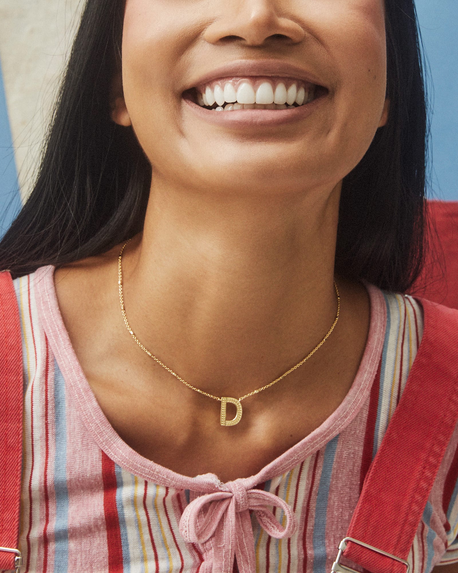 kendra-scott-letter-d-pendant-necklace-gold