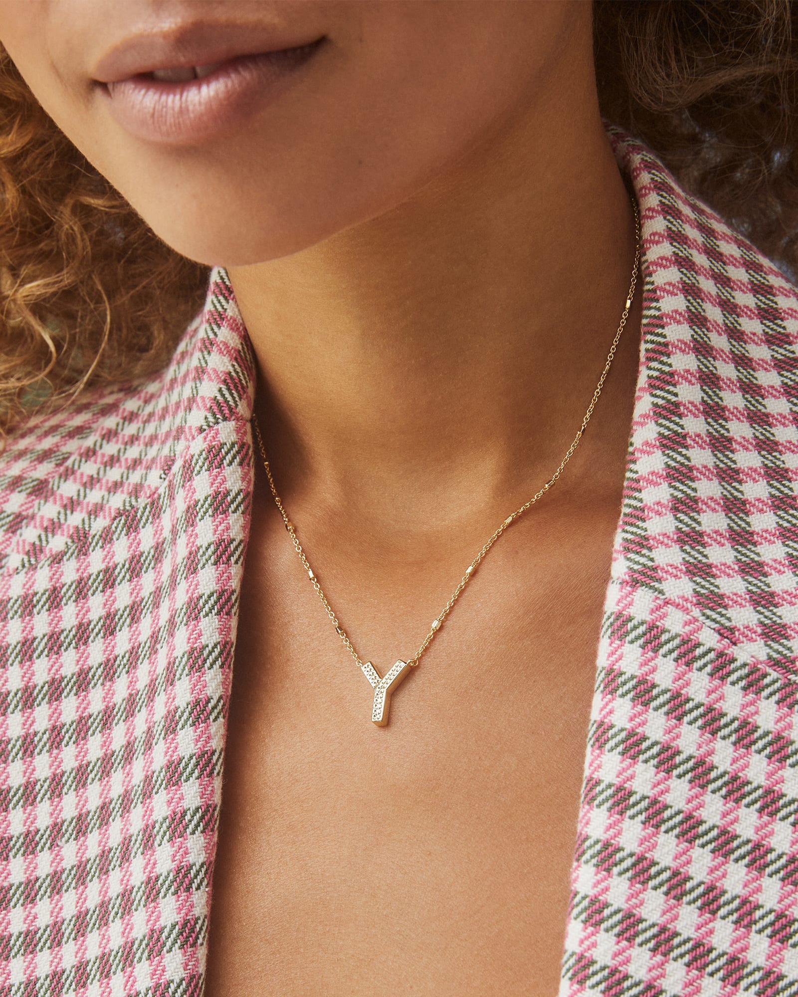 kendra-scott-letter-y-pendant-necklace-gold