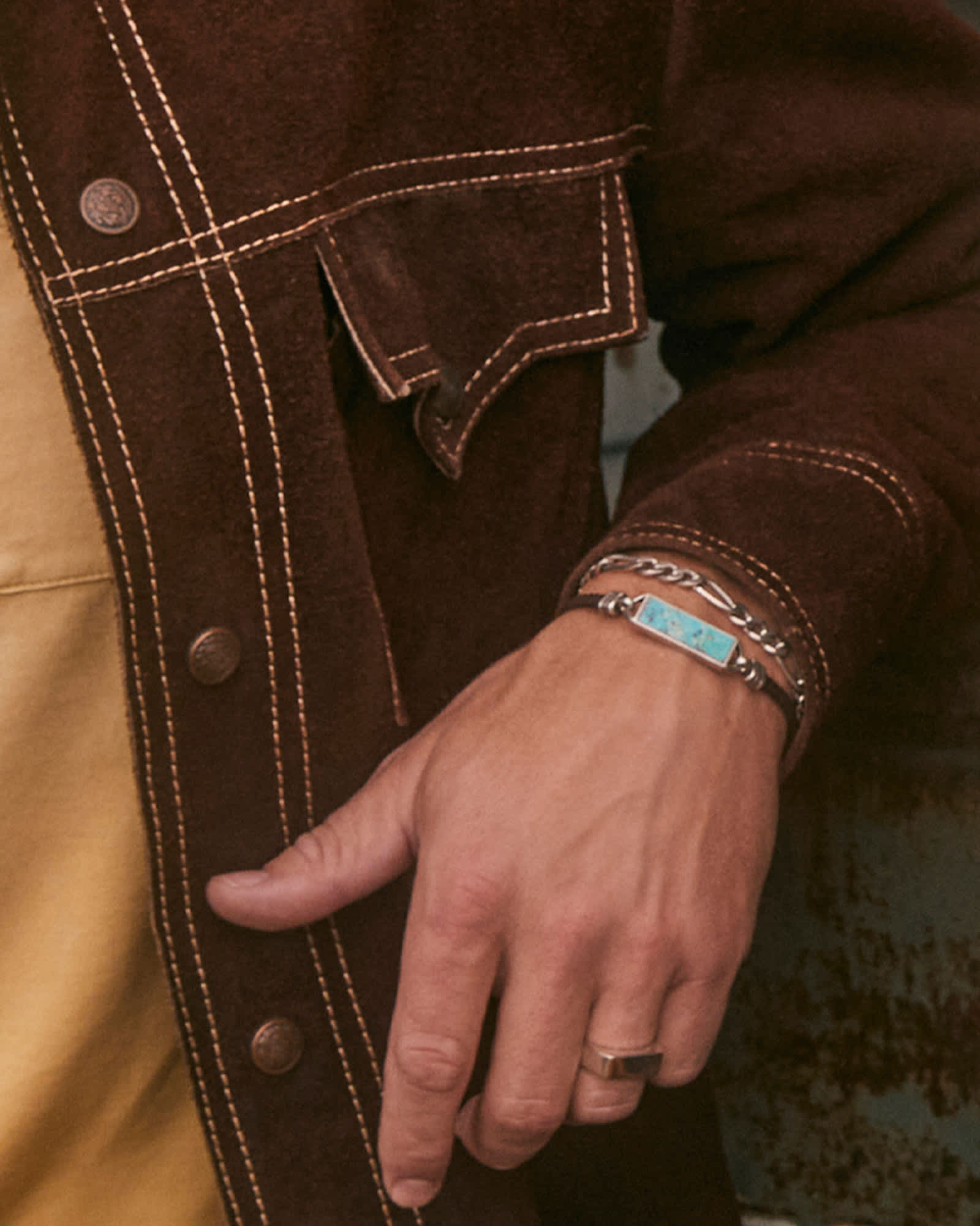 Kendra-Scott-Maverick-Stone-Leather-Bracelet-Turquoise-Oxidized-Sterling-Silver-00