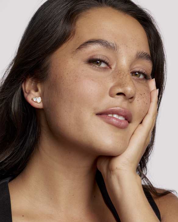 Tatum Gold Stud Earrings 