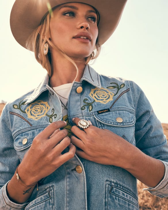 Wrangler® x Yellow Rose by Kendra Scott Trucker Jacket in Sunfade