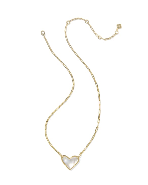 Ari Heart Statement Gold Short Pendant Necklace&nbsp;