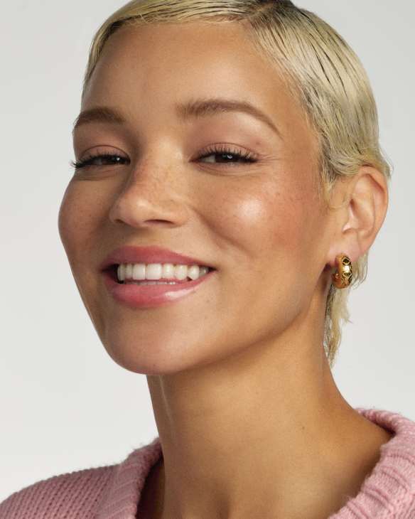 Bold Etched 18k Yellow Gold Vermeil&nbsp;Huggie&nbsp;Earrings&nbsp;&nbsp;