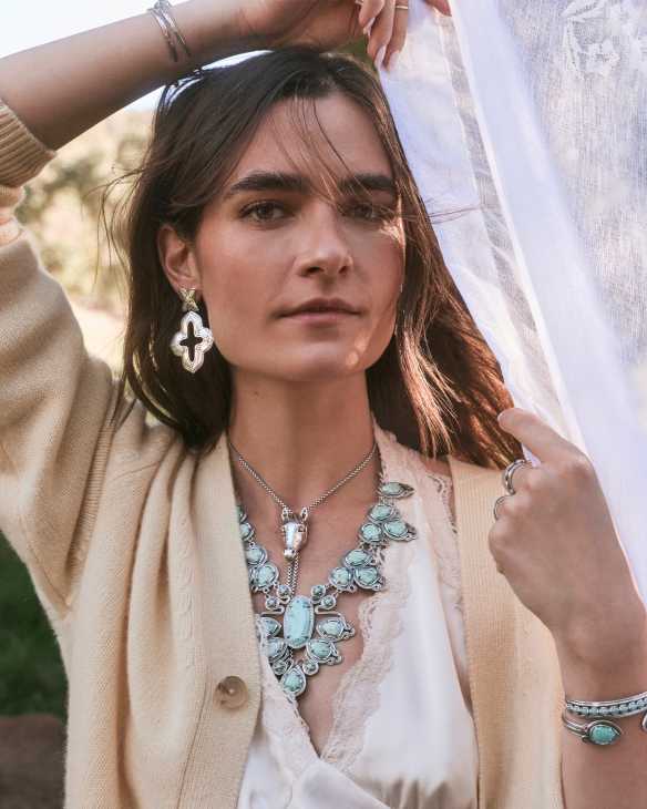 Beau Bolo Necklace in Vintage Silver