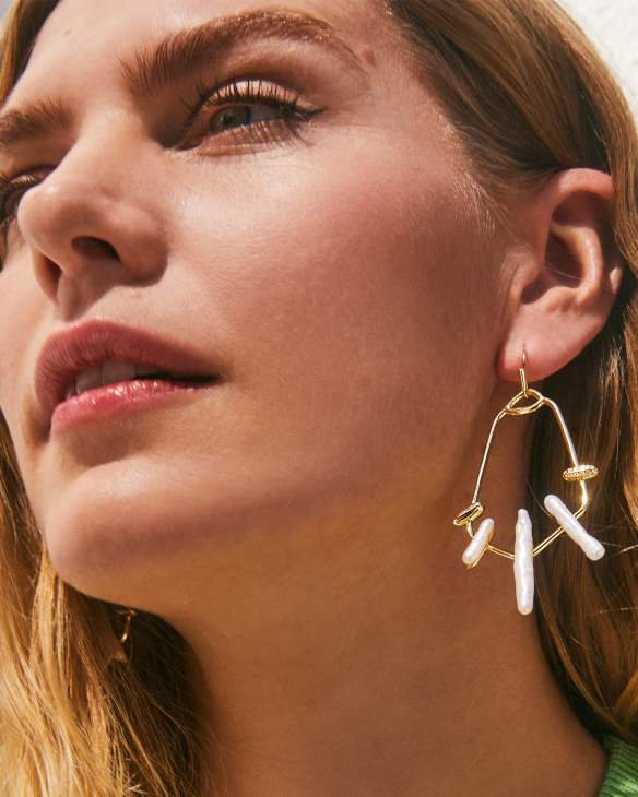 Eileen Gold Statement Earrings in White Pearl