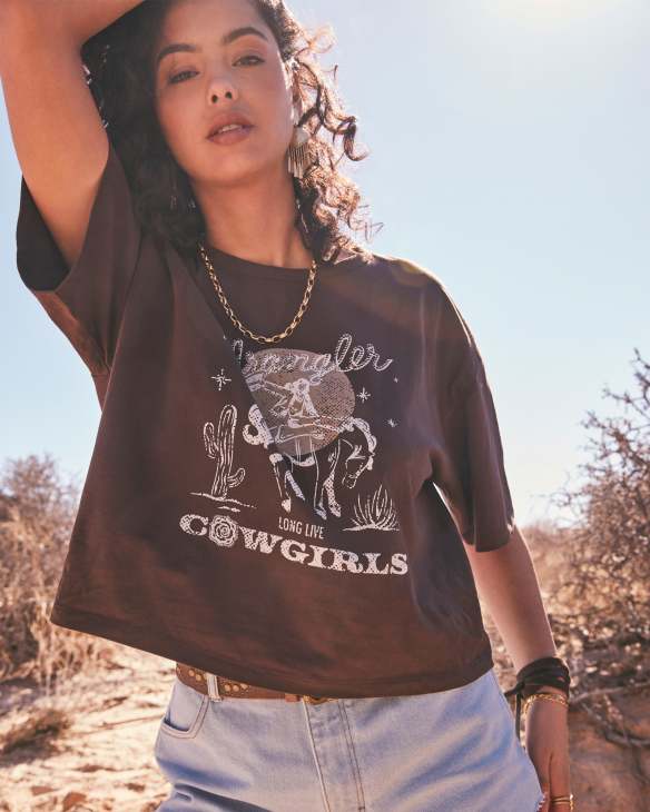 Wrangler&reg; x Yellow Rose by Kendra Scott Cropped Graphic Tee