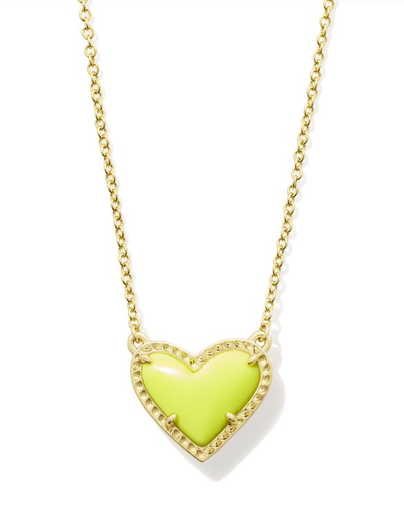 Ari Heart Gold Short Pendant Necklace in Chartreuse Magnesite