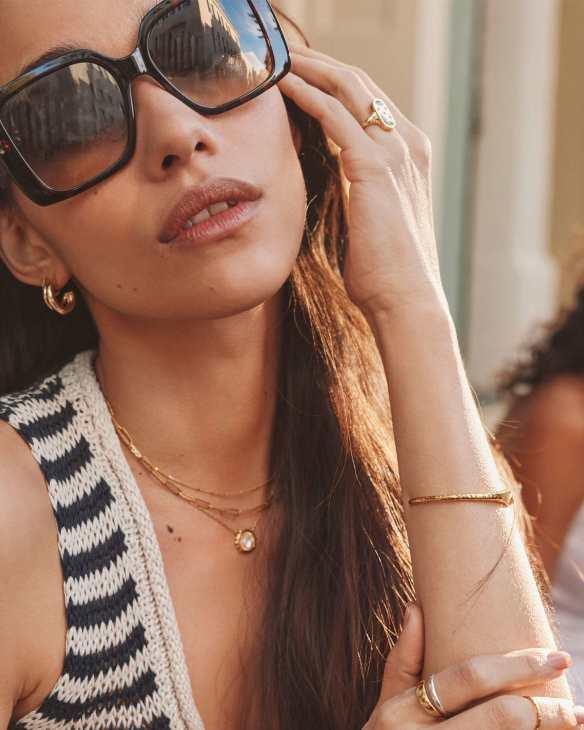 Dira Sun 18k Gold Vermeil Stone Short Pendant Necklace