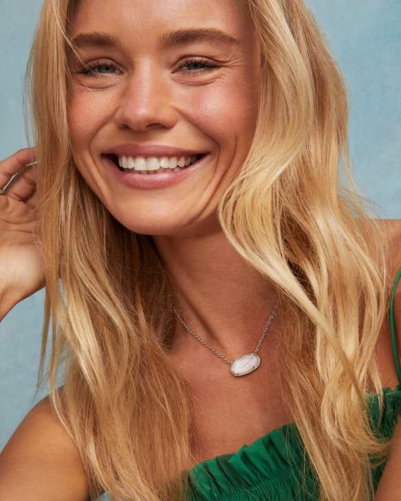 Elisa Silver Statement Short Pendant Necklace