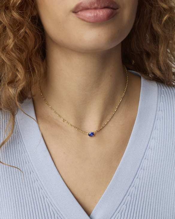 Cailin Gold Pendant Necklace in Blue Crystal