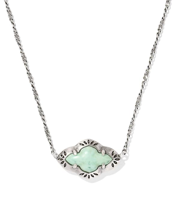 Abbie Vintage Silver Etch Frame Short Pendant Necklace