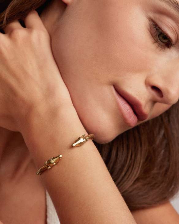 Beau Cuff Bracelet in Vintage Gold