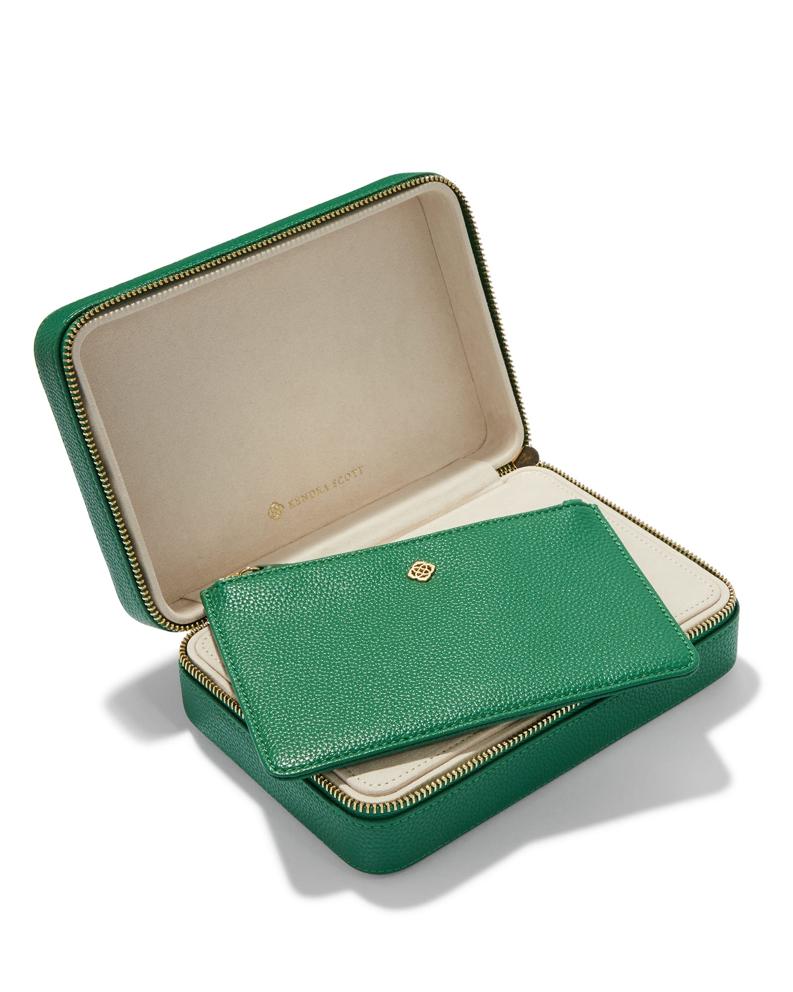 Medium Zip Jewelry Case in Green