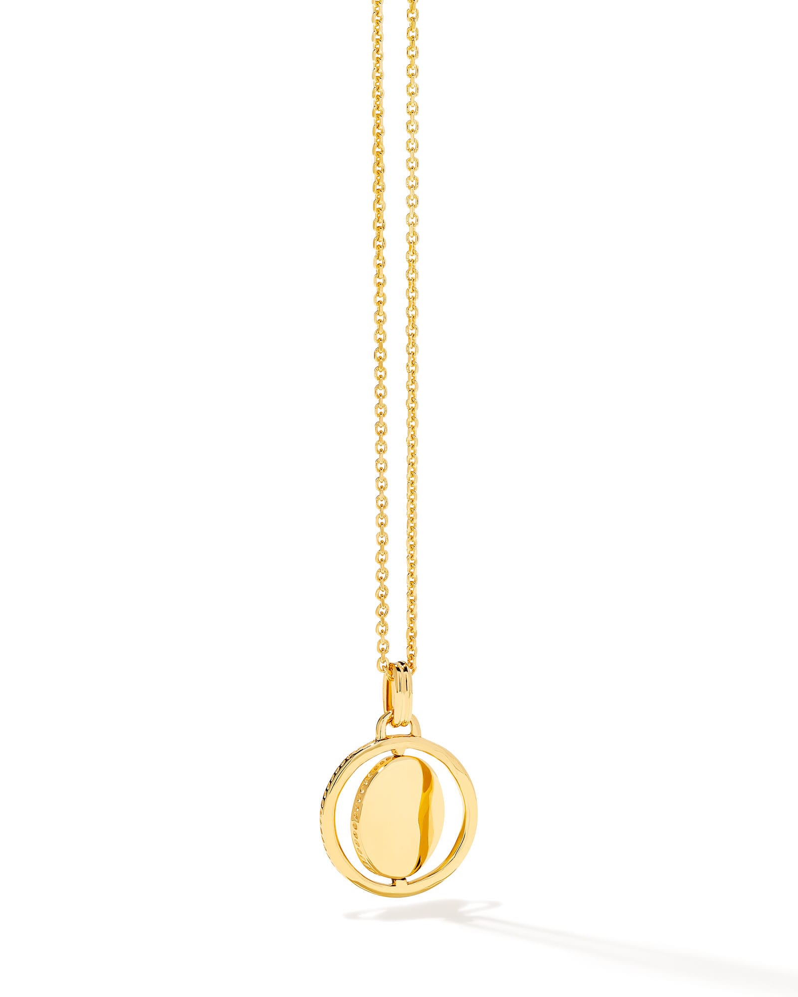 Spinning Hammered Pendant Necklace in 18k Gold Vermeil image number 3.0