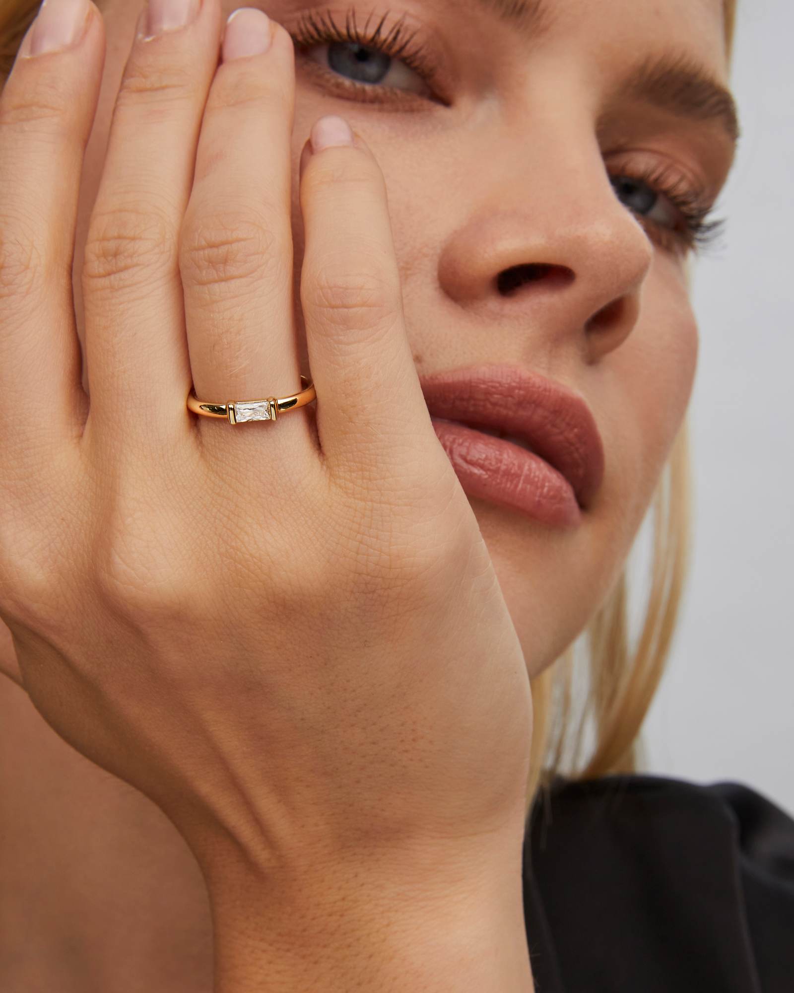 Juliette Silver Band Ring in White Crystal