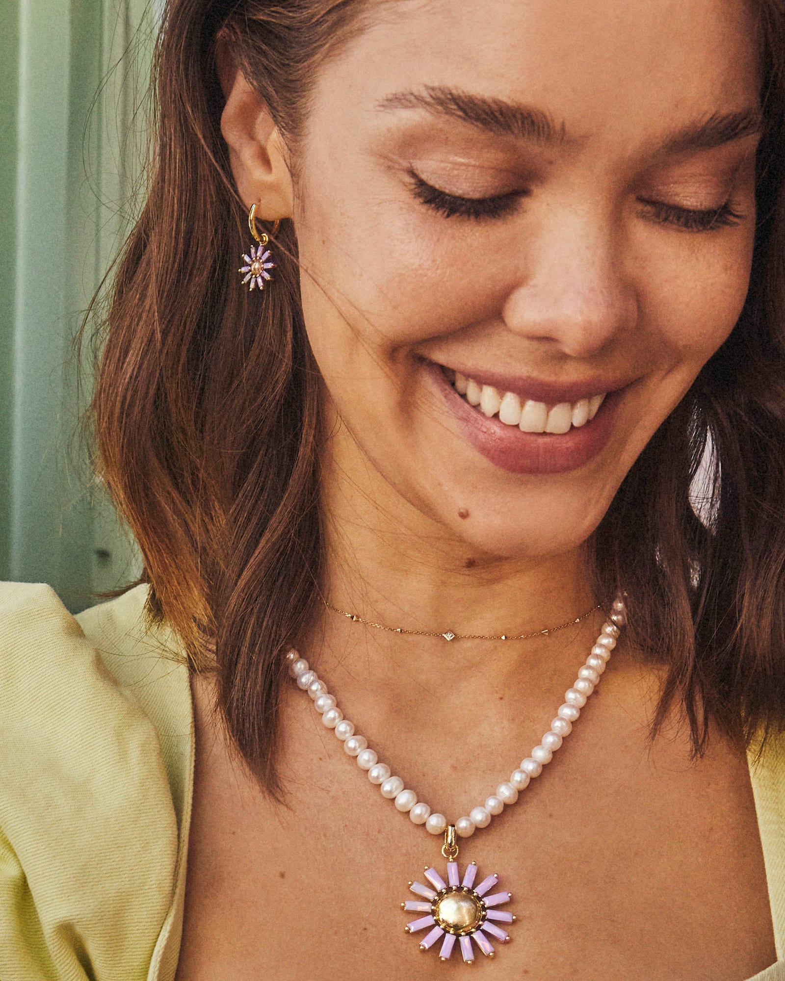 Kendra Scott Madison Daisy Huggie Earrings www.lips mag