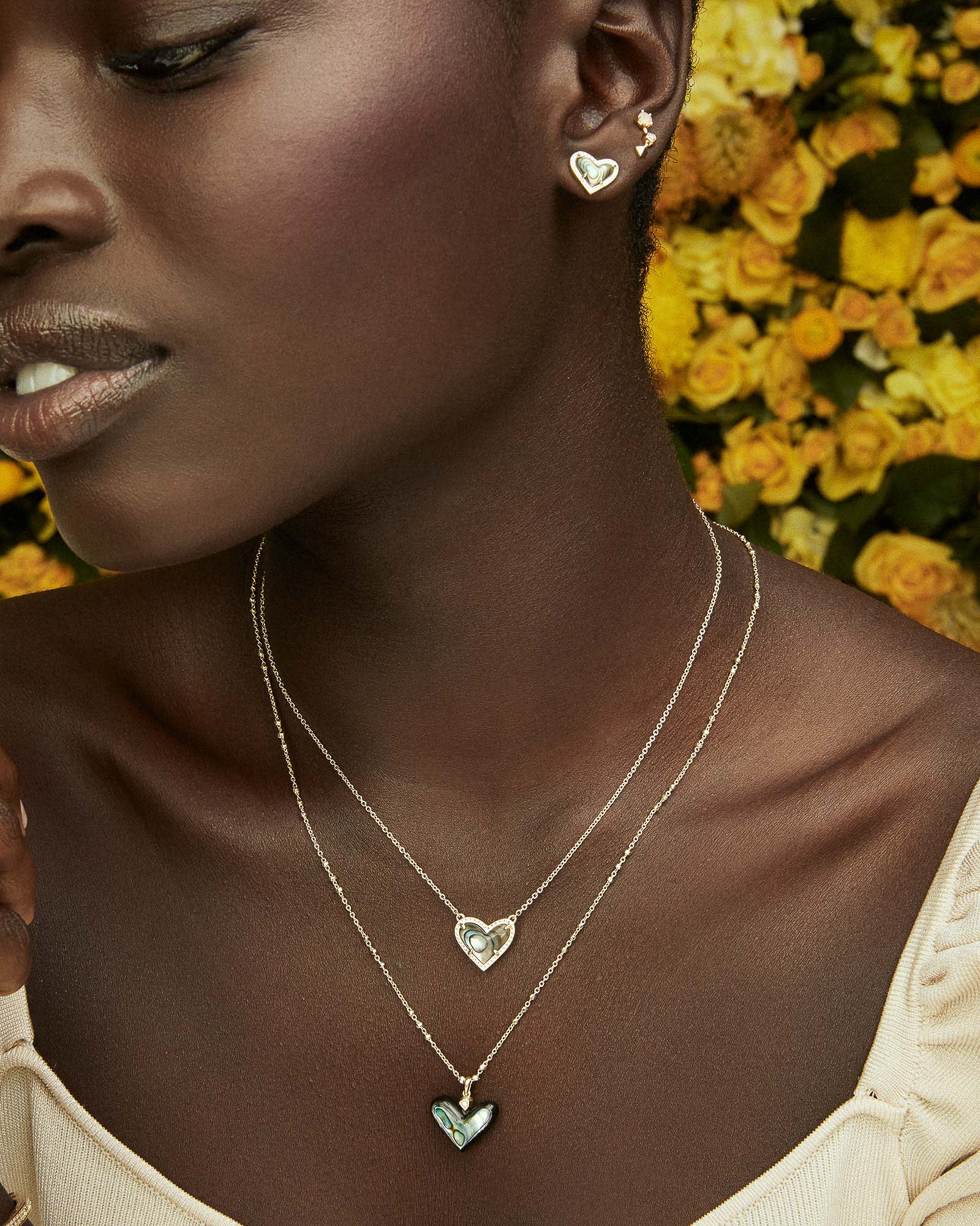 Ari Heart Silver Stud Earrings in Ivory Mother-of-Pearl